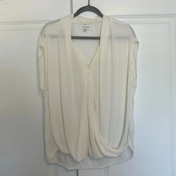Velvet by Graham & Spencer Faux Wrap Top Women’s Cream Size L - Picture 7 of 7